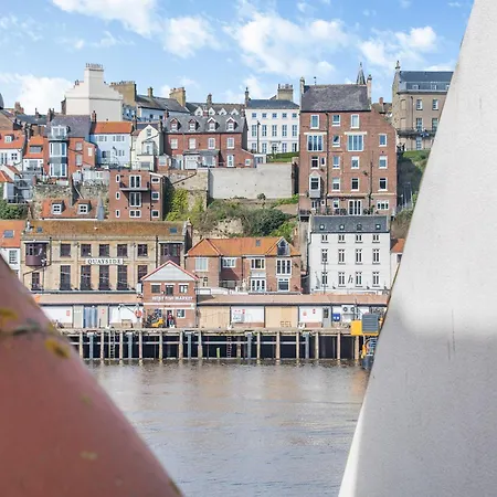 Withnail's Hideaway - Uk43429