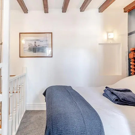 Withnail's Hideaway - Uk43429 惠特比