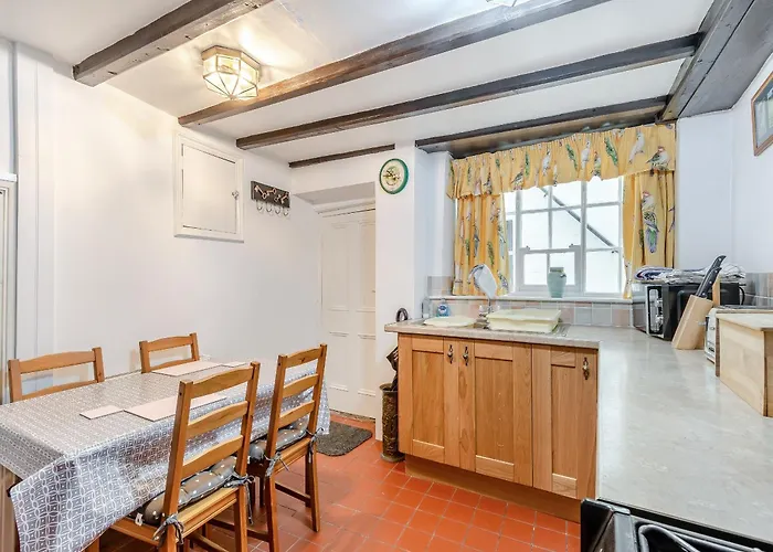 Withnail's Hideaway - Uk43429 ウィットビー