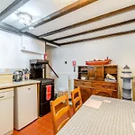 Σπίτι διακοπών Withnail's Hideaway - Uk43429 *